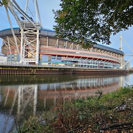Millennium Stadium Window View! Cardiff Exterior photo